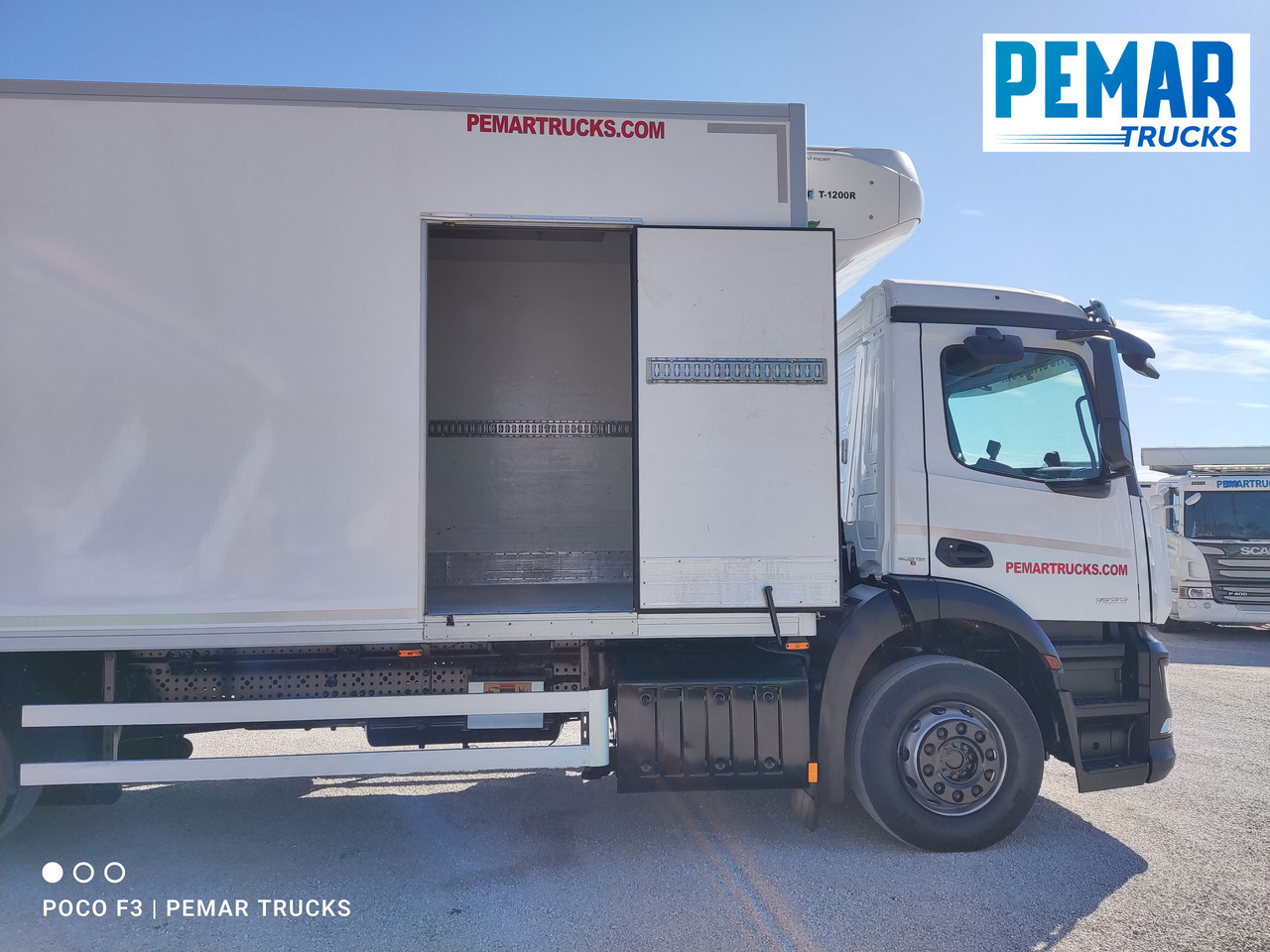 Refrigerator truck MERCEDES-BENZ MERCEDES BENZ ANTOS 1833 FRIGORIFICO 18T: picture 11