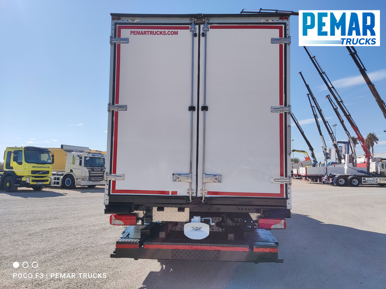 Refrigerator truck MERCEDES-BENZ MERCEDES BENZ ANTOS 1833 FRIGORIFICO 18T: picture 6