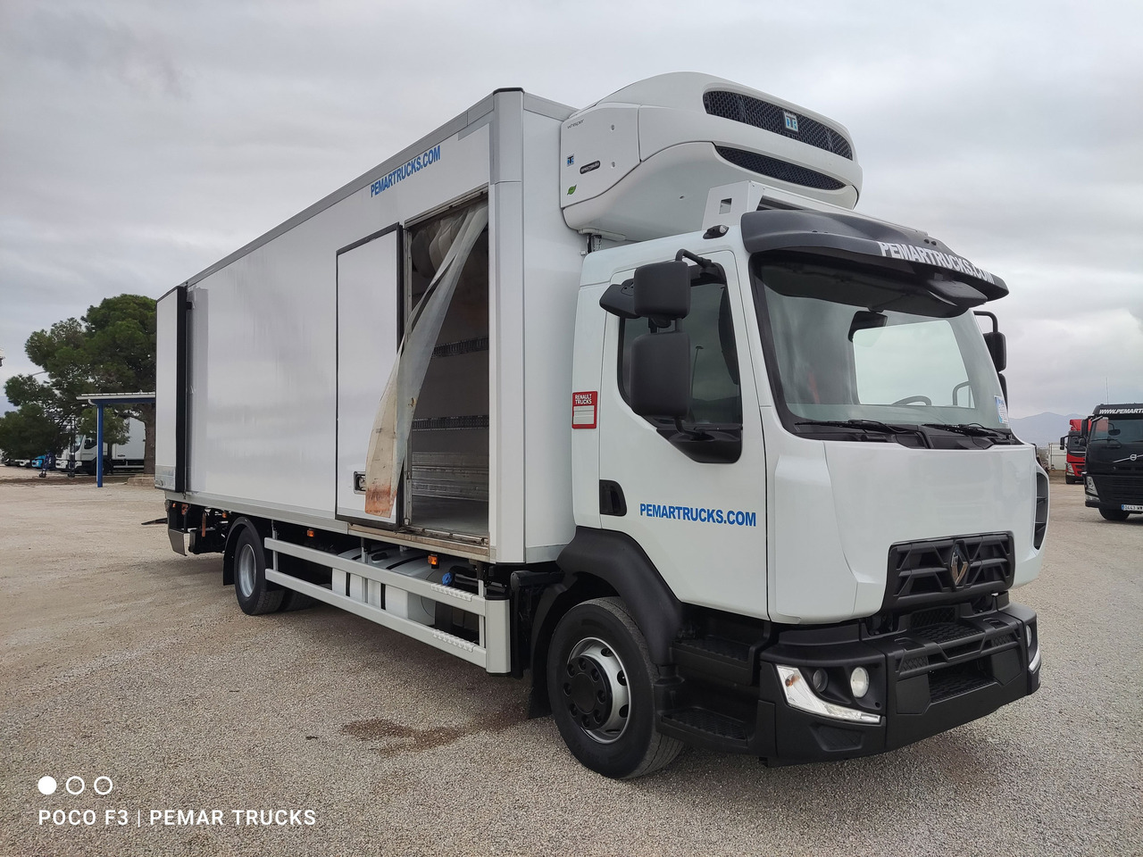 Lease a RENAULT MIDLUM D16 240 EURO 6 RENAULT MIDLUM D16 240 EURO 6: picture 10 Lease a RENAULT MIDLUM D16 240 EURO 6 RENAULT MIDLUM D16 240 EURO 6: picture 10