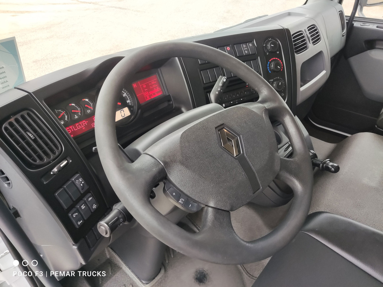 Lease a RENAULT MIDLUM D16 240 EURO 6 RENAULT MIDLUM D16 240 EURO 6: picture 25 Lease a RENAULT MIDLUM D16 240 EURO 6 RENAULT MIDLUM D16 240 EURO 6: picture 25