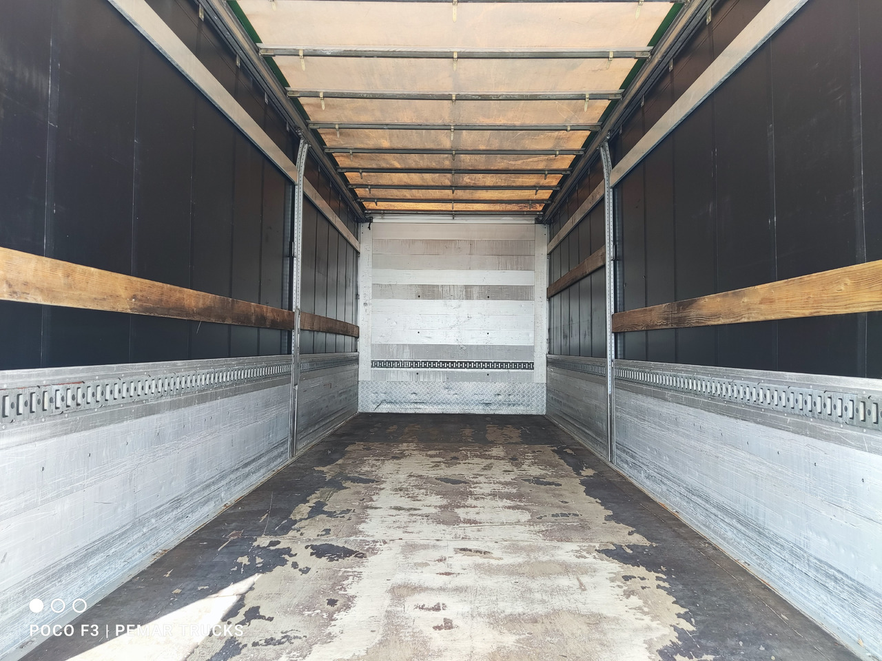 - Curtainside swap body: picture 5 - Curtainside swap body: picture 5