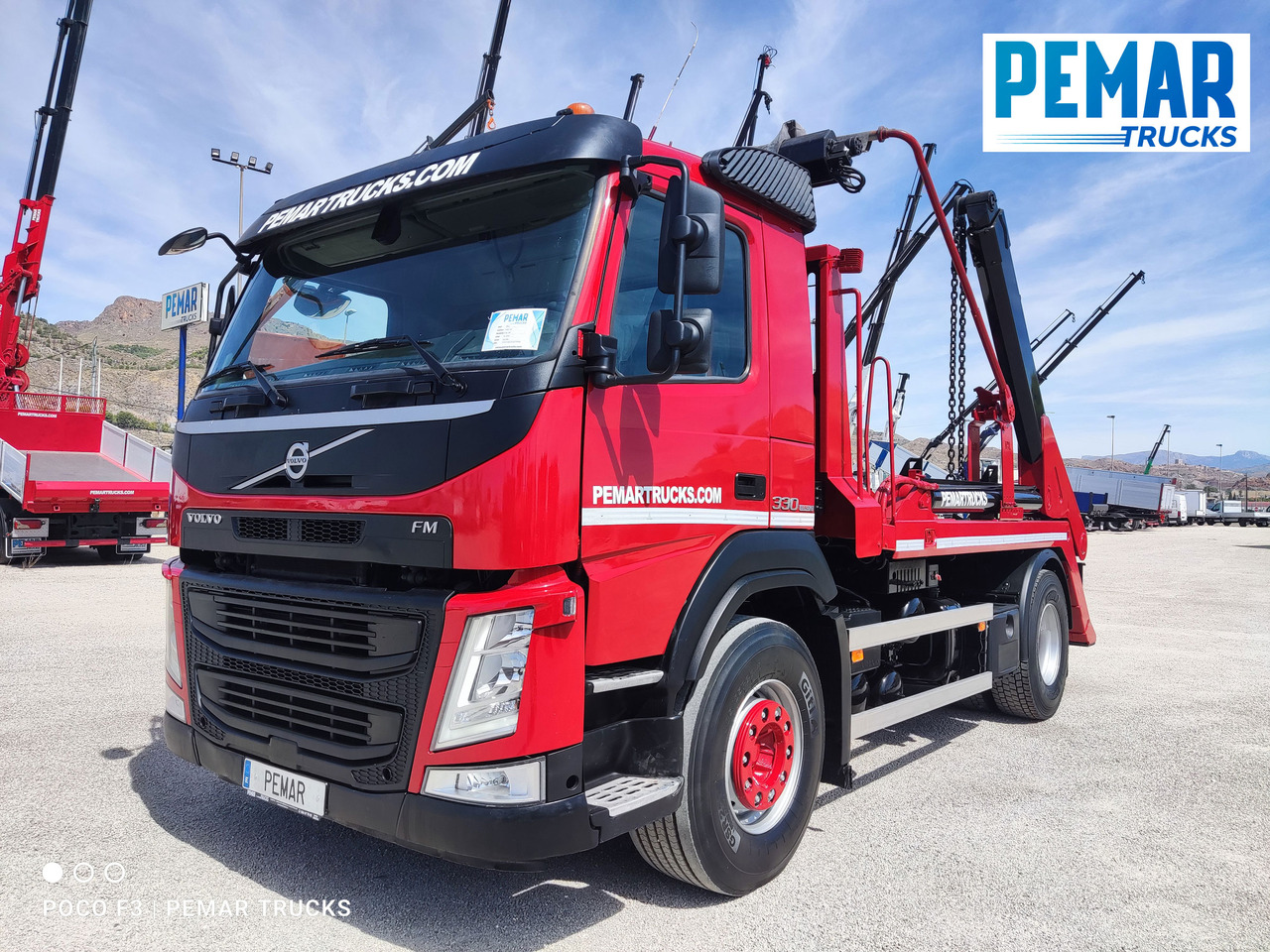 Skip loader truck VOLVO FM 330 PORTACONTENEDOR CADENAS 18T: picture 10