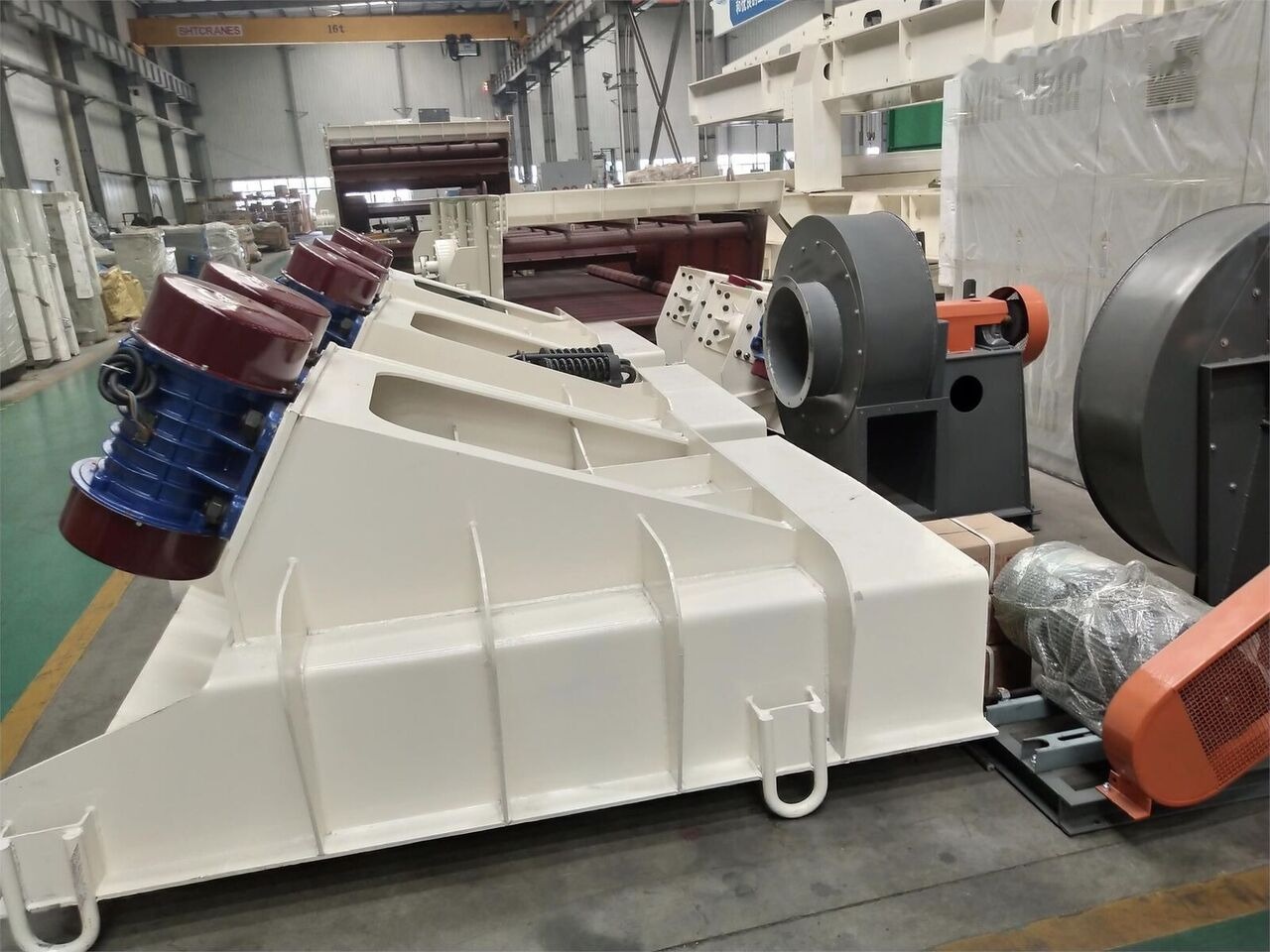 Kinglink Transit Hopper Pan Vibrating feeder GZG1012 - Mining machinery: picture 4 Kinglink Transit Hopper Pan Vibrating feeder GZG1012 - Mining machinery: picture 4