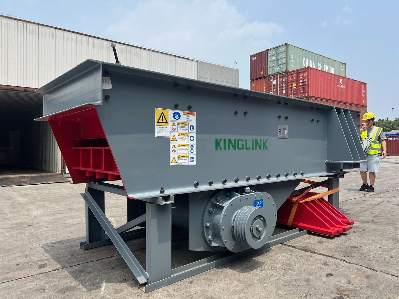 Kinglink Vibrating Grizzly Feeder ZSW380X96 | 150TPH - Mining machinery: picture 2 Kinglink Vibrating Grizzly Feeder ZSW380X96 | 150TPH - Mining machinery: picture 2