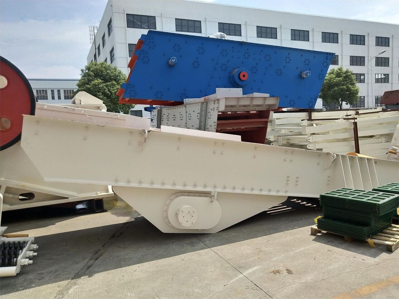 Kinglink ZSW590x110 Stone Wobbler feeder - Mining machinery: picture 2 Kinglink ZSW590x110 Stone Wobbler feeder - Mining machinery: picture 2