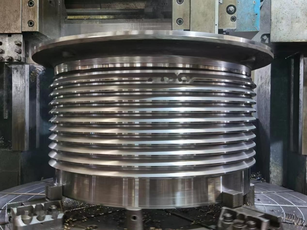 Metso Bowl for Metso HP300 Cone Crusher - Cone crusher: picture 1 Metso Bowl for Metso HP300 Cone Crusher - Cone crusher: picture 1