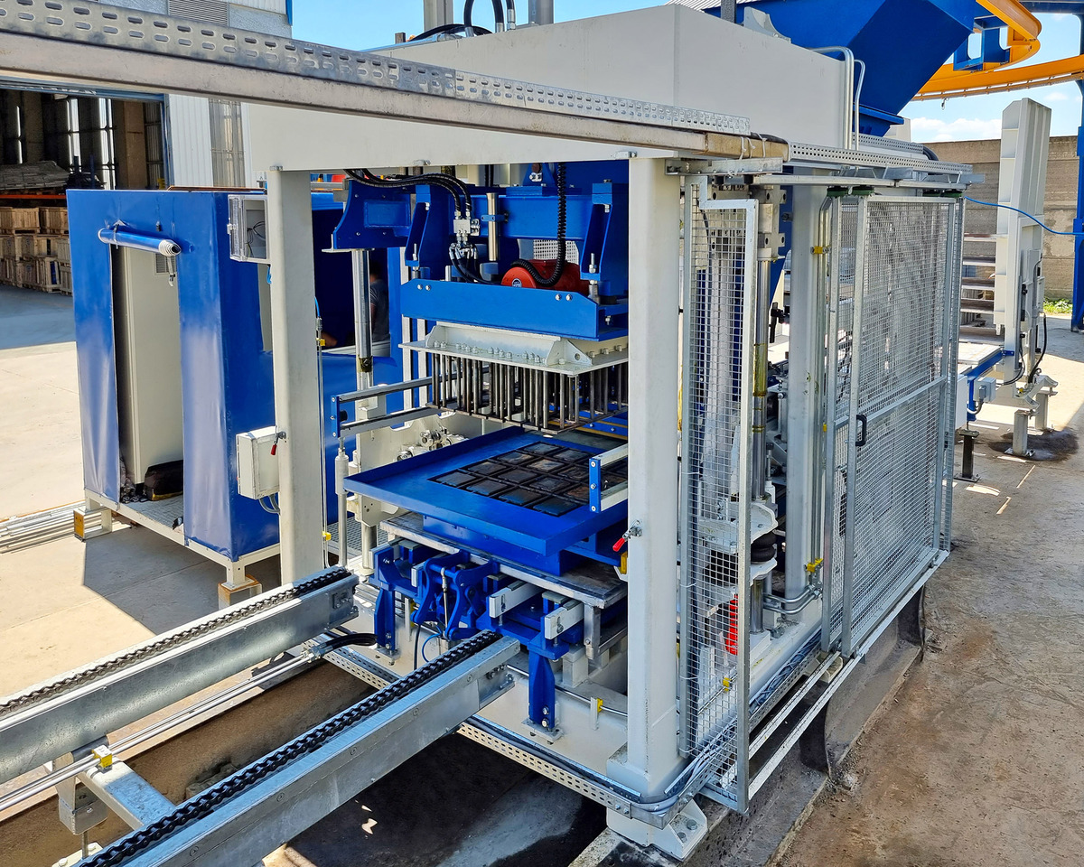 ELKON Elkoblock-25 Block Making Machine - Block making machine: picture 3 ELKON Elkoblock-25 Block Making Machine - Block making machine: picture 3