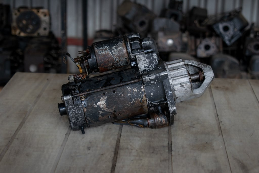 BOSCH FOR MERCEDES ATEGO - Starter for Truck: picture 3 BOSCH FOR MERCEDES ATEGO - Starter for Truck: picture 3