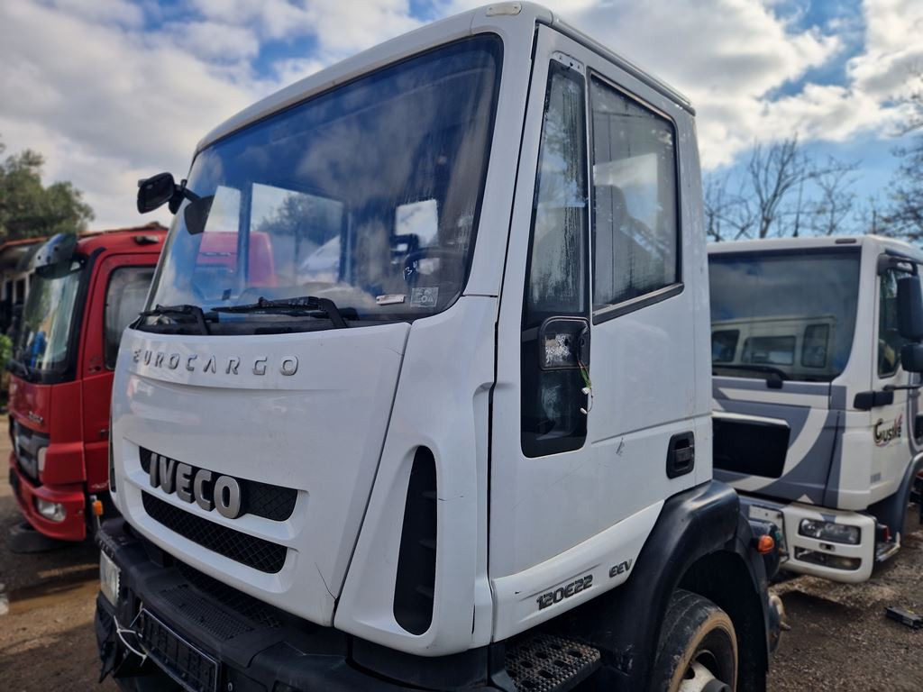 IVECO EUROCARGO - Cab for Truck: picture 1 IVECO EUROCARGO - Cab for Truck: picture 1