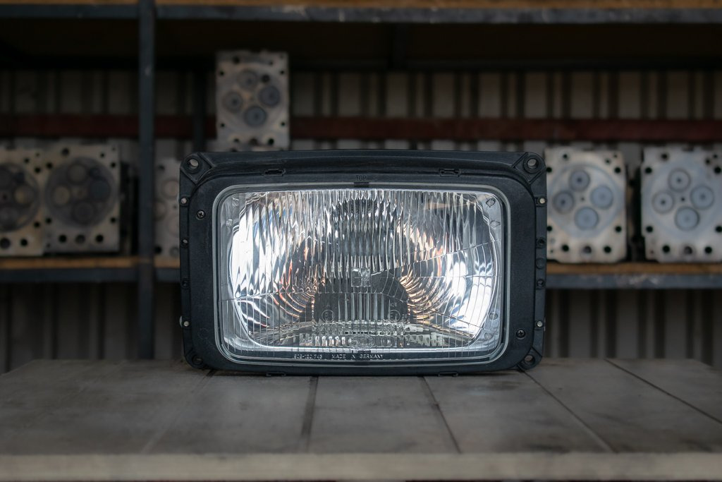 MAN HEADLIGHT SERIES II LEFT (DRIVER) - Lights/ Lighting for Truck: picture 1 MAN HEADLIGHT SERIES II LEFT (DRIVER) - Lights/ Lighting for Truck: picture 1
