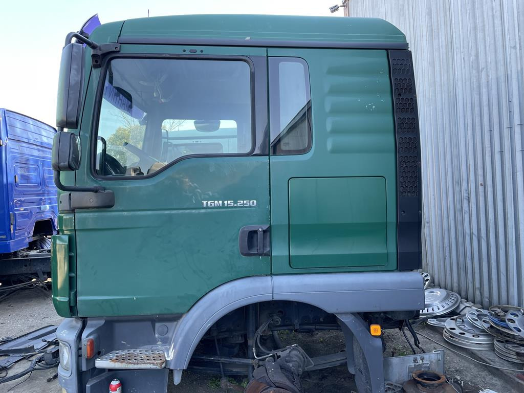 MAN TGM DOUBLE CABIN 2011 - Cab for Truck: picture 3 MAN TGM DOUBLE CABIN 2011 - Cab for Truck: picture 3