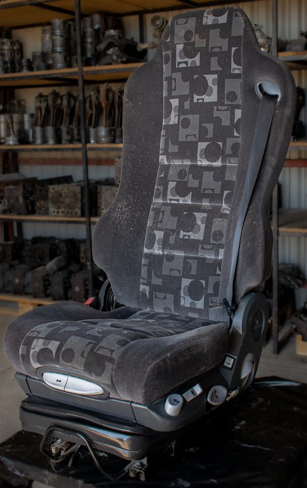 MERCEDES-BENZ AXOR AIR SEAT - DRIVER - Seat for Truck: picture 1 MERCEDES-BENZ AXOR AIR SEAT - DRIVER - Seat for Truck: picture 1
