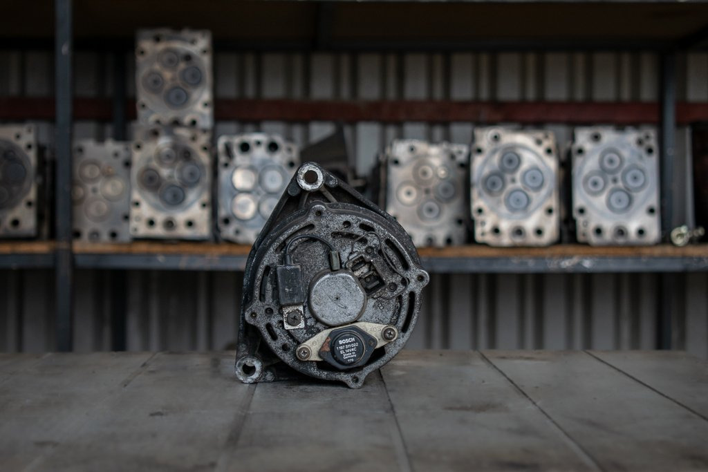 MERCEDES-BENZ MRS 381-389 - Alternator for Truck: picture 3 MERCEDES-BENZ MRS 381-389 - Alternator for Truck: picture 3