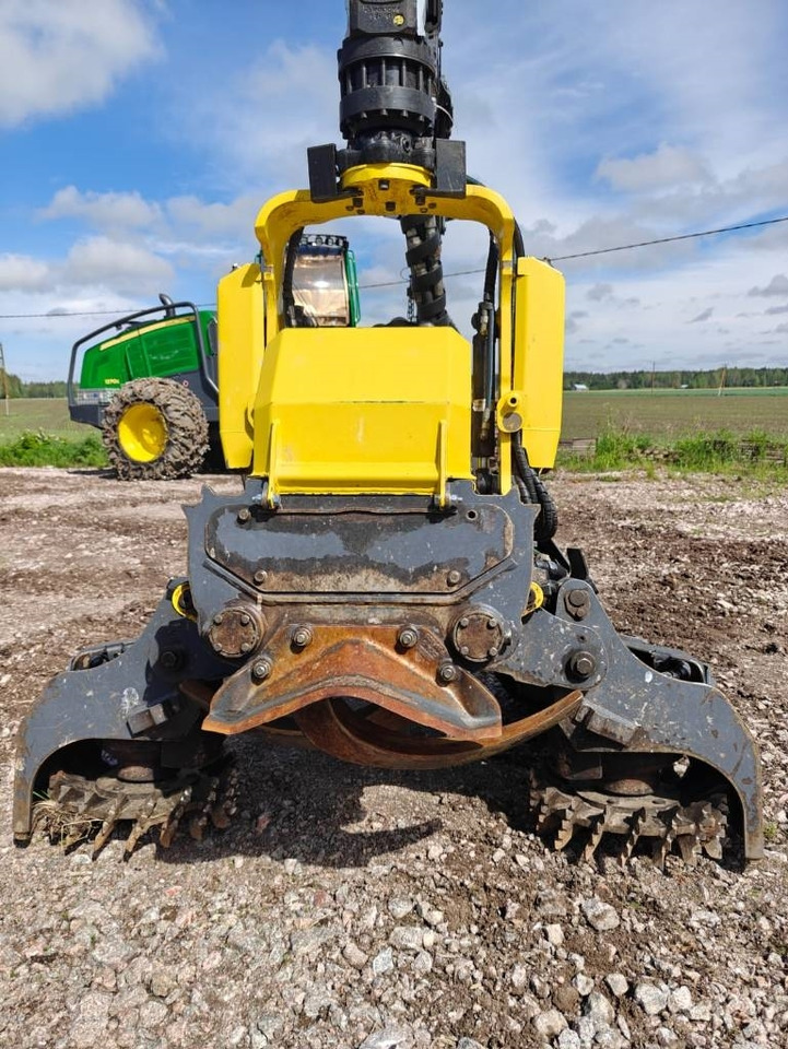 Forestry harvester John Deere 1270 G: picture 16