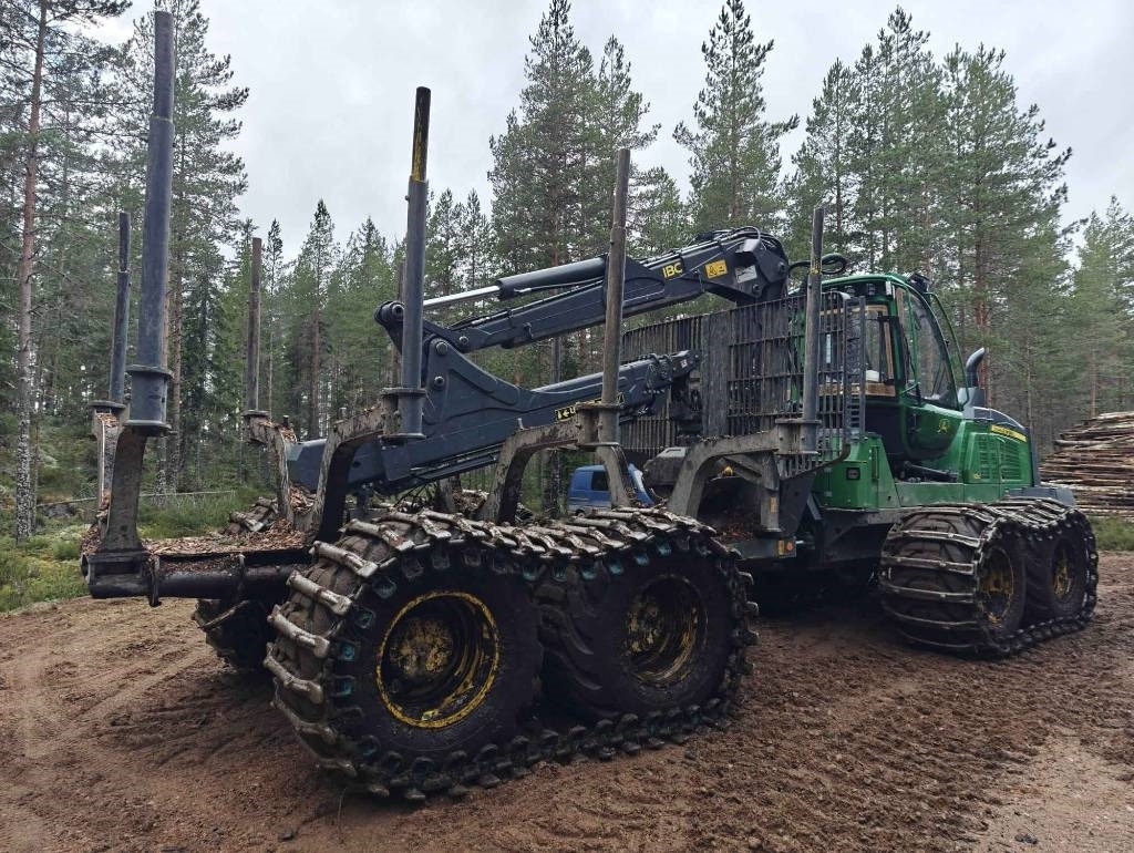 John Deere 1510 G - Forwarder: picture 5 John Deere 1510 G - Forwarder: picture 5