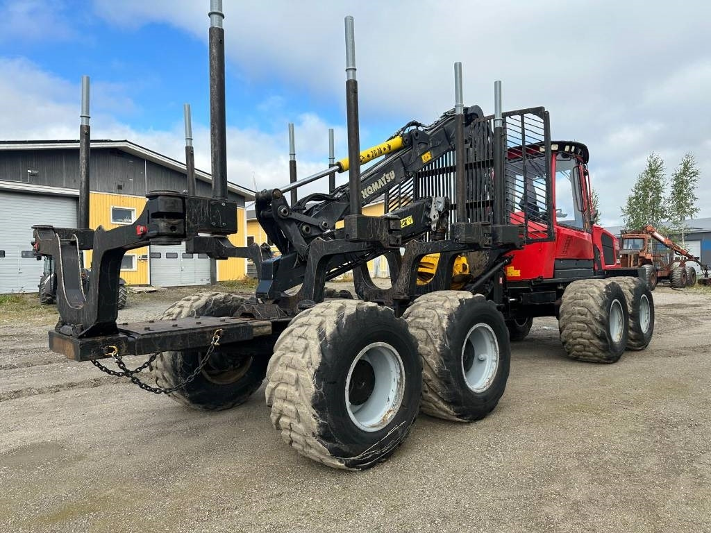 Komatsu 875 - Forwarder: picture 4 Komatsu 875 - Forwarder: picture 4