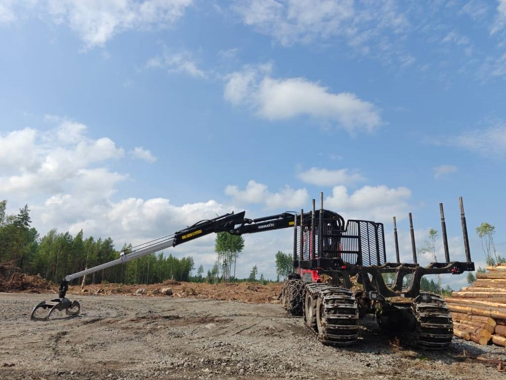 Forwarder Komatsu 875: picture 12