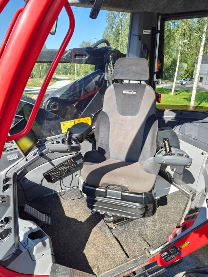 Forestry harvester Komatsu 951: picture 19