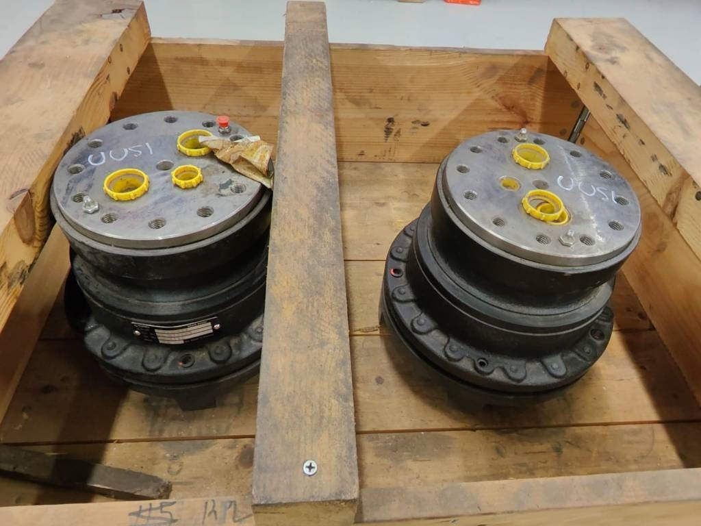 Hydraulics for Forestry equipment Spare parts Valve blocks, hydraulic motors, cylind: picture 15