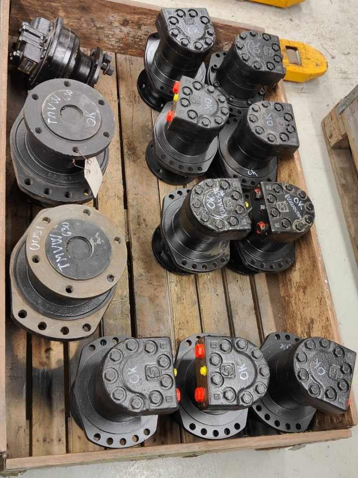 Hydraulics for Forestry equipment Spare parts Valve blocks, hydraulic motors, cylind: picture 7