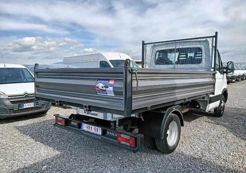 Iveco 35C13, 35C12, 35C14, 35C15 - Tipper van: picture 4 Iveco 35C13, 35C12, 35C14, 35C15 - Tipper van: picture 4