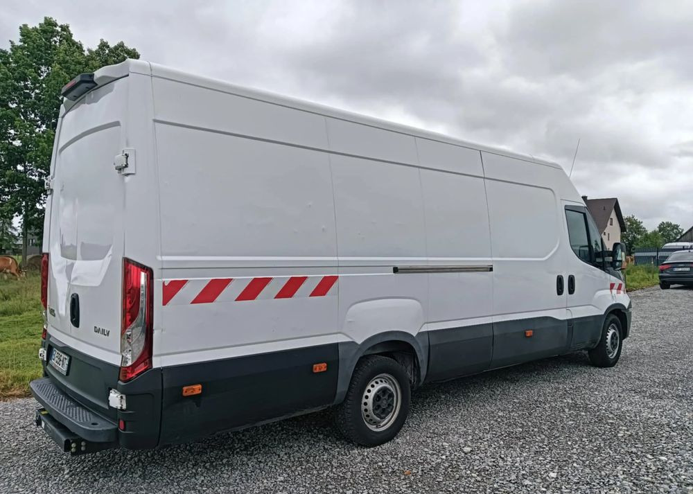 Iveco 35S14,35S13,35C13,35C12, - Panel van: picture 2 Iveco 35S14,35S13,35C13,35C12, - Panel van: picture 2