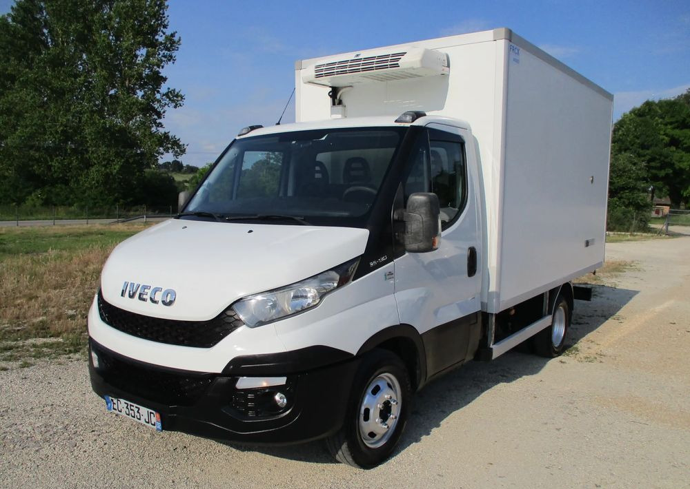 Iveco Daily 35C13 chłodnia Mroźnia na bliźniaku 35-130 Thermo King agregat - Refrigerated van: picture 1 Iveco Daily 35C13 chłodnia Mroźnia na bliźniaku 35-130 Thermo King agregat - Refrigerated van: picture 1
