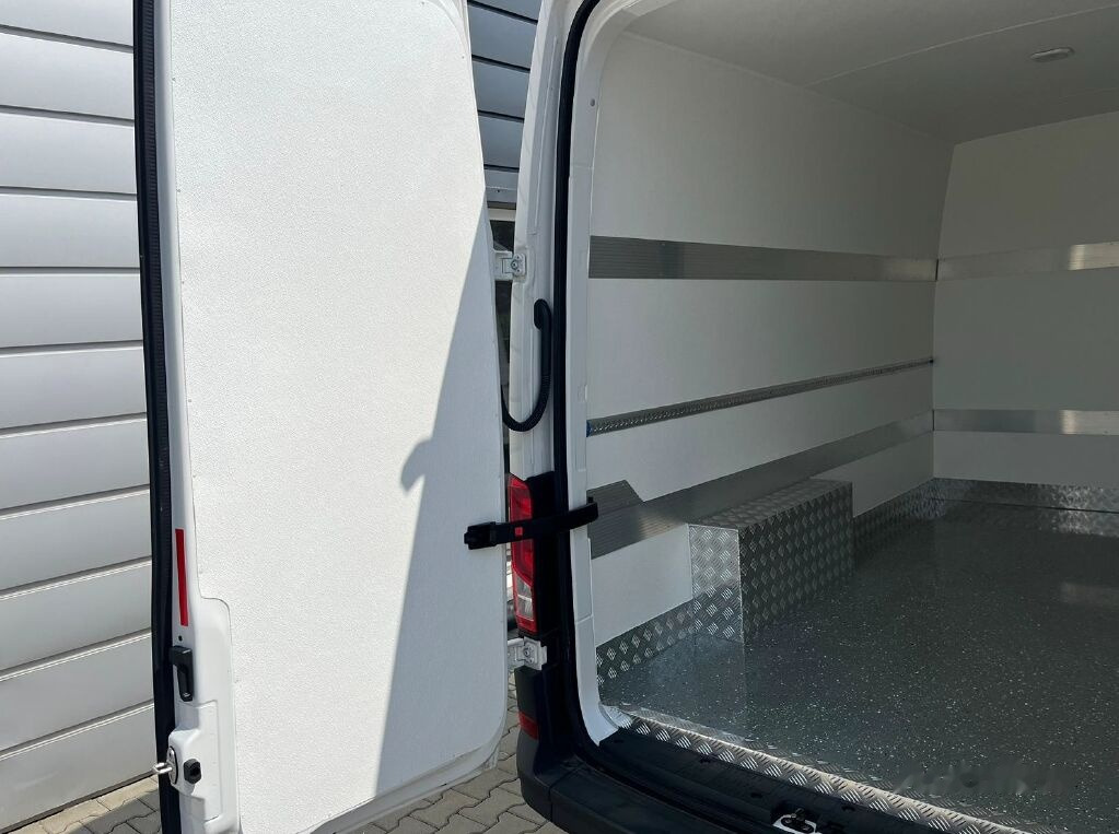 Volkswagen Crafter - Refrigerated van: picture 4 Volkswagen Crafter - Refrigerated van: picture 4