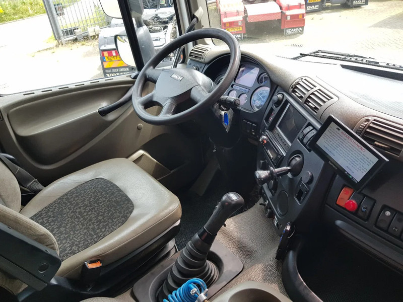 Cable system truck, Crane truck Ginaf X 4241 S 8x4 NCH Z-Crane Epsilon Palfinger Q170Z88: picture 16
