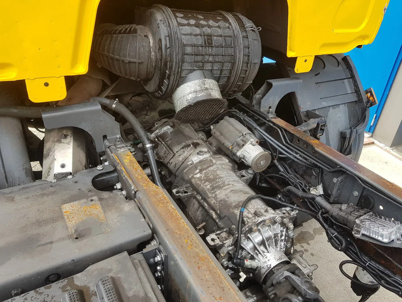 Cab chassis truck Volvo FE 320 6x2 Euro 5 290.000 km Retarder TÜV: picture 14