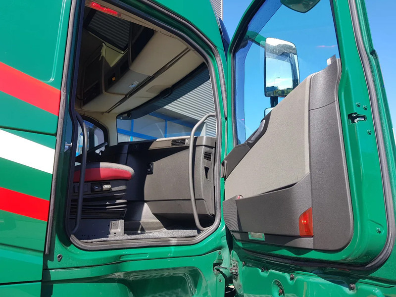 Container transporter/ Swap body truck Volvo FH 500 8x2 Euro 6 Netherlands truck: picture 16