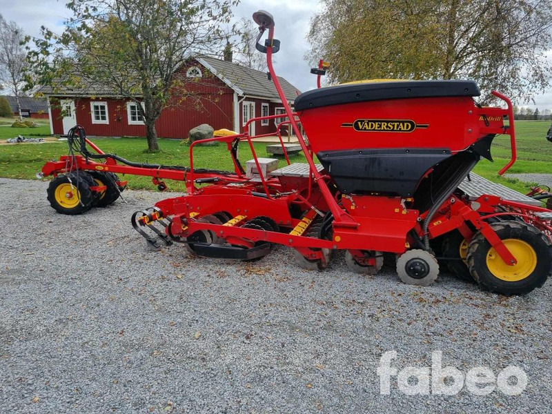 Vaderstad Rapid RD 400C - Combine seed drill: picture 1 Vaderstad Rapid RD 400C - Combine seed drill: picture 1