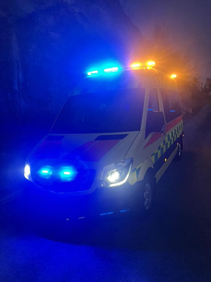 MERCEDES-BENZ Sprinter 319 - Light AMBULANCE / shvydka dopomo - Ambulance: picture 1 MERCEDES-BENZ Sprinter 319 - Light AMBULANCE / shvydka dopomo - Ambulance: picture 1