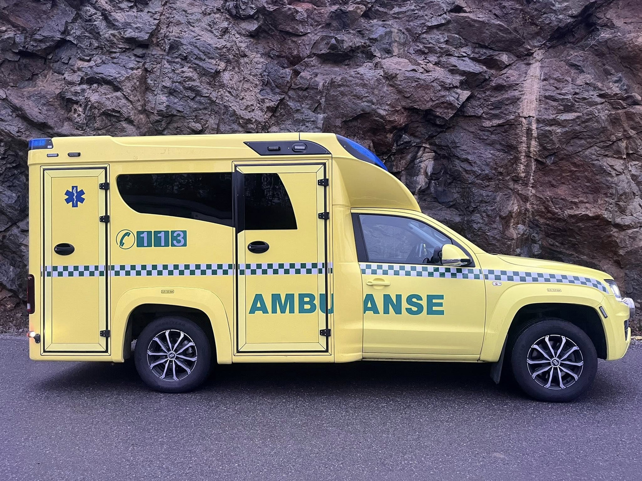 VOLKSWAGEN Amarok XL 4motion - SOLD/SÅLD !!! - Ambulance: picture 4 VOLKSWAGEN Amarok XL 4motion - SOLD/SÅLD !!! - Ambulance: picture 4