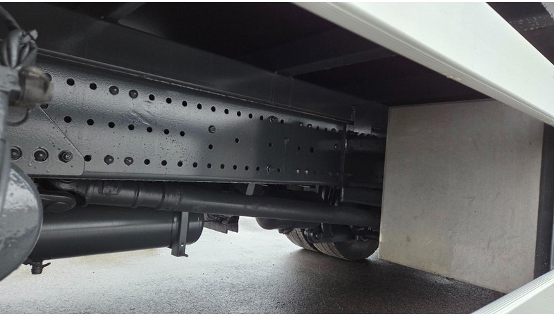 Dropside/ Flatbed truck, Crane truck Mercedes-Benz Actros 2536 6X2 HIAB 288 EP-5 HIPRO: picture 18 Dropside/ Flatbed truck, Crane truck Mercedes-Benz Actros 2536 6X2 HIAB 288 EP-5 HIPRO: picture 18