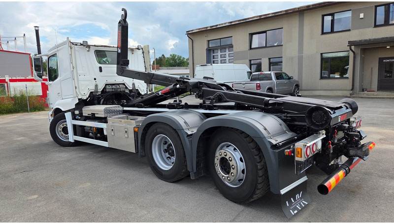 Mercedes-Benz Actros 2543 6X2*4 - Hook lift truck: picture 4 Mercedes-Benz Actros 2543 6X2*4 - Hook lift truck: picture 4