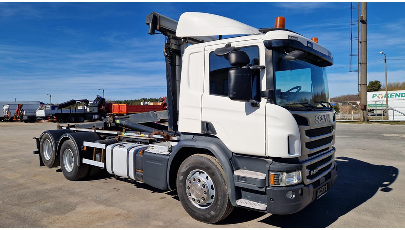 Scania P410 6X2 - Hook lift truck: picture 2 Scania P410 6X2 - Hook lift truck: picture 2