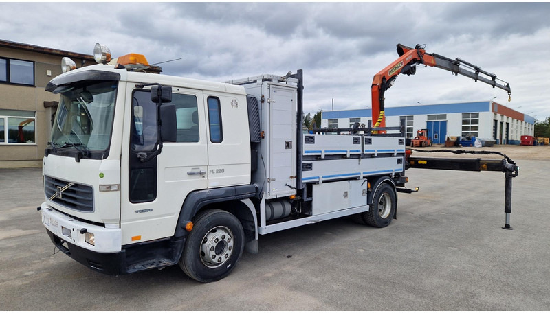 Volvo FL220 4X2 Palfinger PK7501 - Dropside/ Flatbed truck, Crane truck: picture 1 Volvo FL220 4X2 Palfinger PK7501 - Dropside/ Flatbed truck, Crane truck: picture 1
