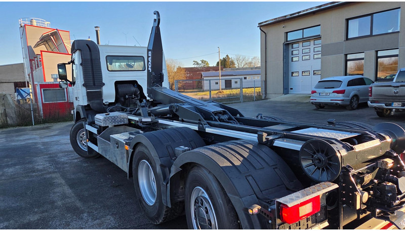 Hook lift truck Volvo FM410 6X2*4: picture 8