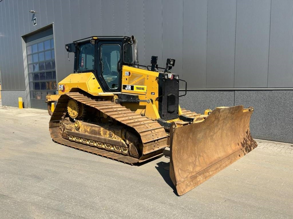 CAT D 5 LGP (new undercarriage + ripper) - Bulldozer: picture 5 CAT D 5 LGP (new undercarriage + ripper) - Bulldozer: picture 5