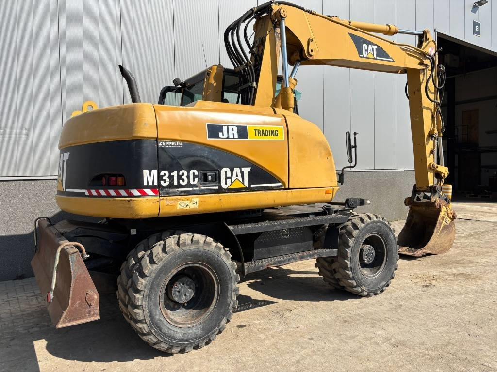 CAT M 313 C (Low verified hours) - Wheel excavator: picture 5 CAT M 313 C (Low verified hours) - Wheel excavator: picture 5