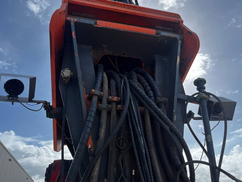 Demolition excavator Hitachi ZX 470 LCD - 3 (25m high reach demolition): picture 28
