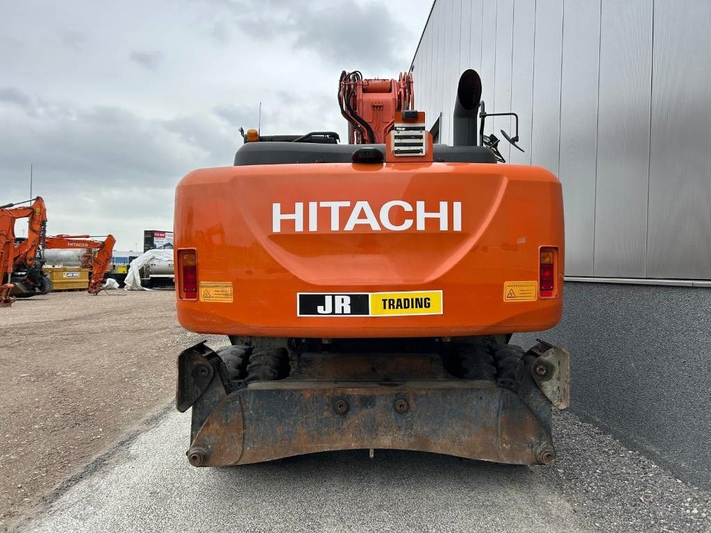 Hitachi ZX220W-5B - Wheel excavator: picture 4 Hitachi ZX220W-5B - Wheel excavator: picture 4