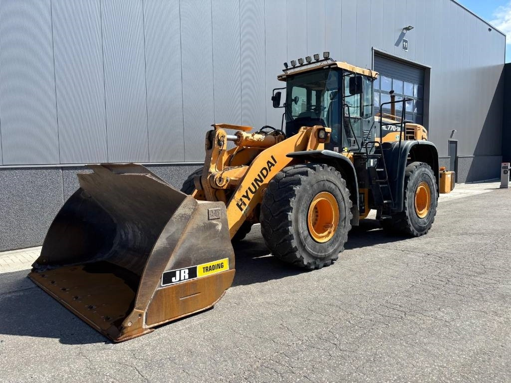 Hyundai HL 770-9 A  - Wheel loader: picture 2 Hyundai HL 770-9 A  - Wheel loader: picture 2