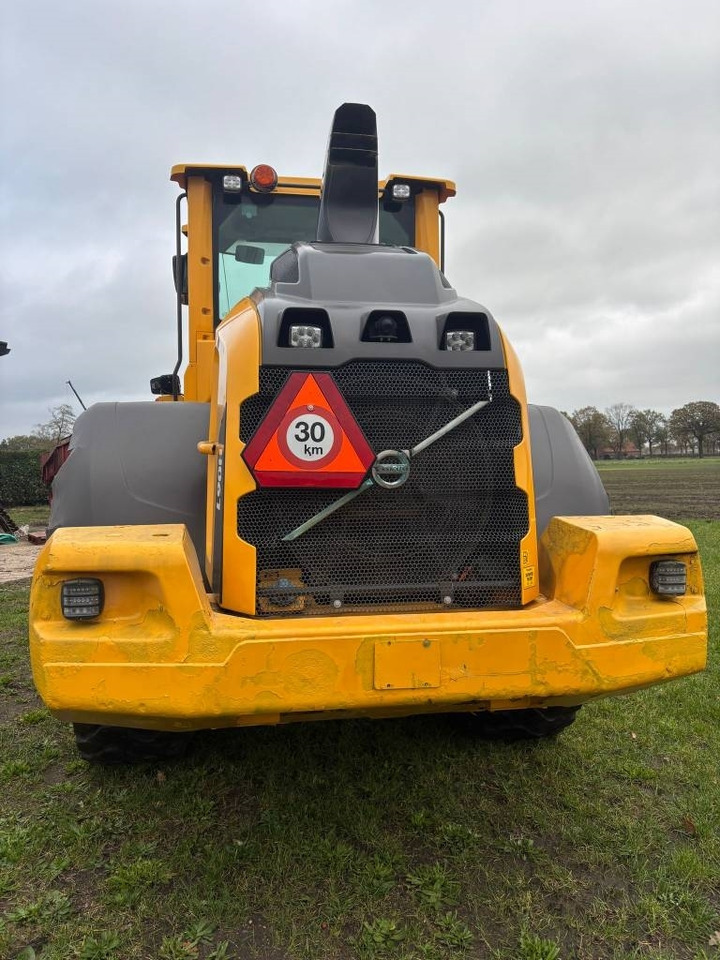 Volvo L 90 H (On Transport) - Wheel loader: picture 4 Volvo L 90 H (On Transport) - Wheel loader: picture 4