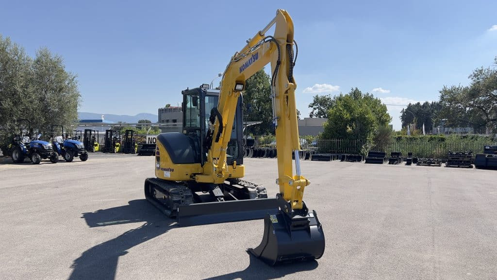 Komatsu PC55MR-5 - Mini excavator: picture 3 Komatsu PC55MR-5 - Mini excavator: picture 3