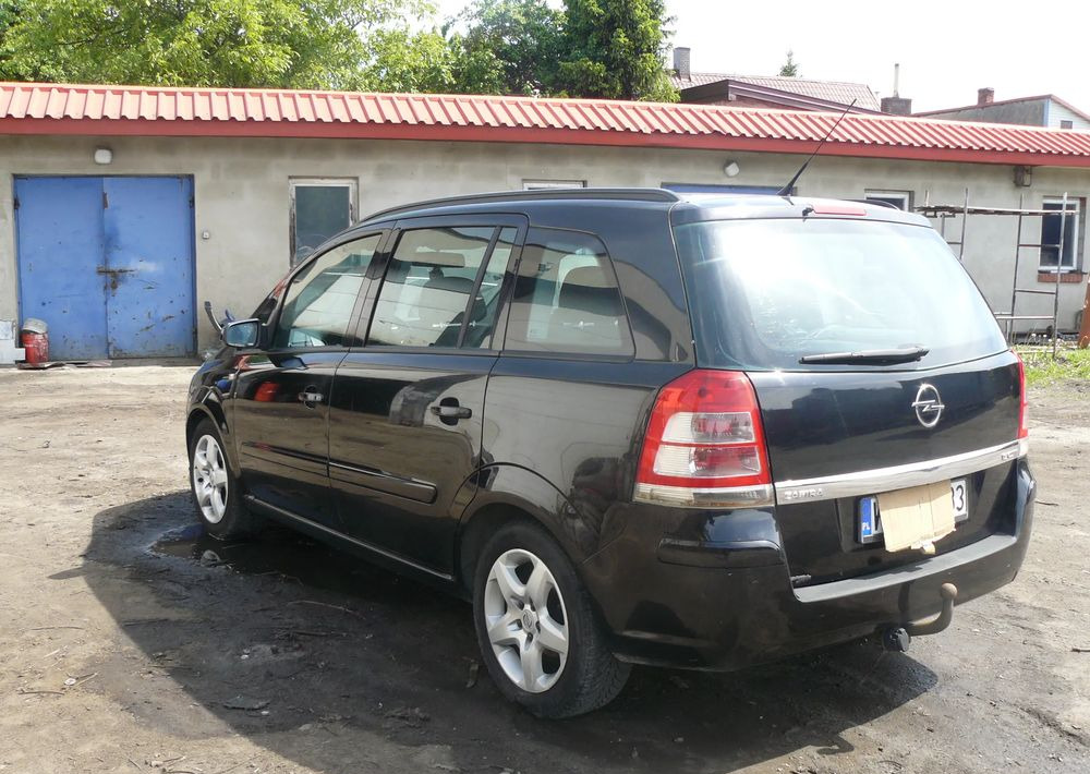 Opel Zafira 1.9 CDTI Cosmo - SUV: picture 3 Opel Zafira 1.9 CDTI Cosmo - SUV: picture 3