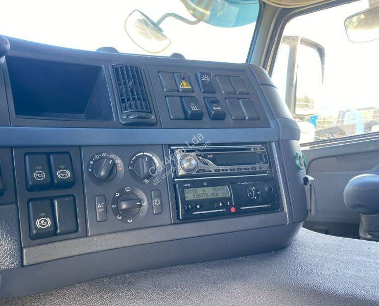 Autotransporter truck Volvo FM13 440: picture 14 Autotransporter truck Volvo FM13 440: picture 14