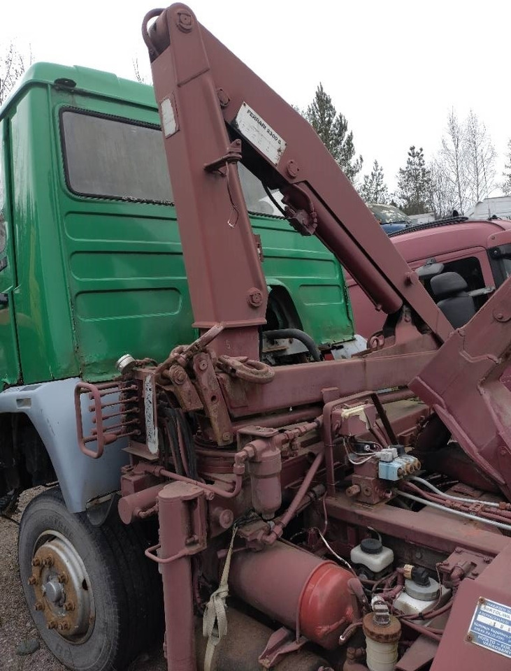 Ferrari 2300 nosturi - Loader crane for Truck: picture 1 Ferrari 2300 nosturi - Loader crane for Truck: picture 1