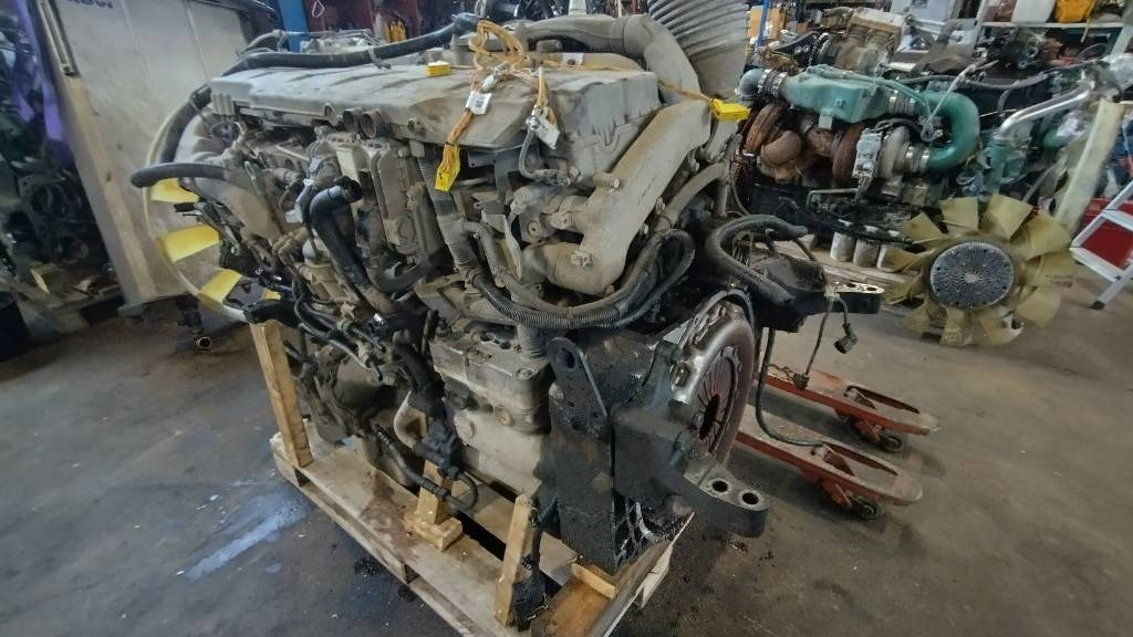 MAN D 2676 LF51 complete engine - Engine for Truck: picture 2 MAN D 2676 LF51 complete engine - Engine for Truck: picture 2